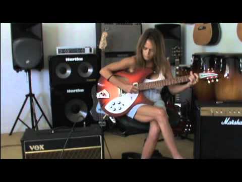 Rickenbacker 330 six string
