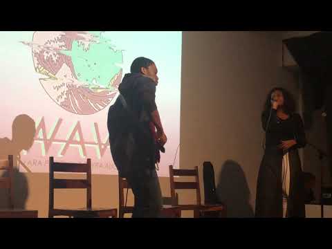 T Á Y R A - Do You Want Me? (Live)