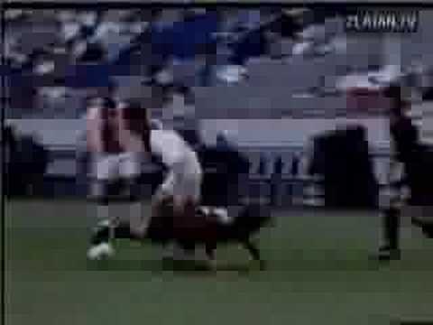 ronaldinho vs. zlatan