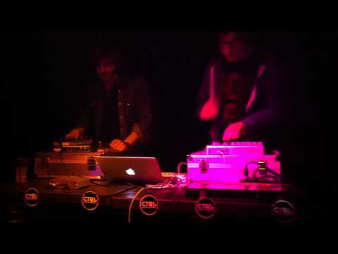 TAVRVS live @CTRL Lose Control - Mads 16.12.2010 (I)