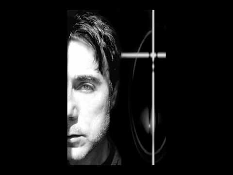 Elon - Circle of friends