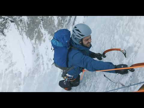 Thron - der grosse Eisfall im Averstal