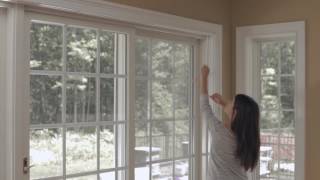 Installation de pellicule isolante pour porte patio