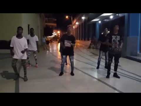 Oha Lobo King Dowa dance