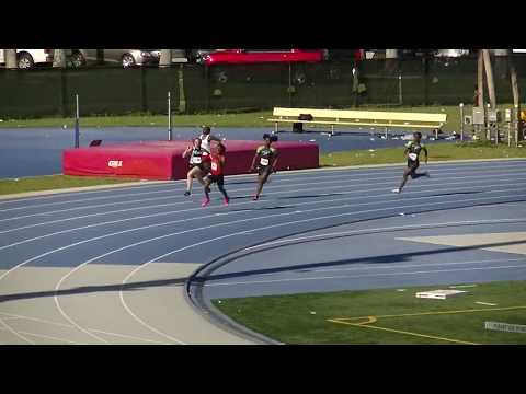 Girls 200 Meter Dash Heat 11 Prelim Sam Burley Hall of Fame - 3/2/2019