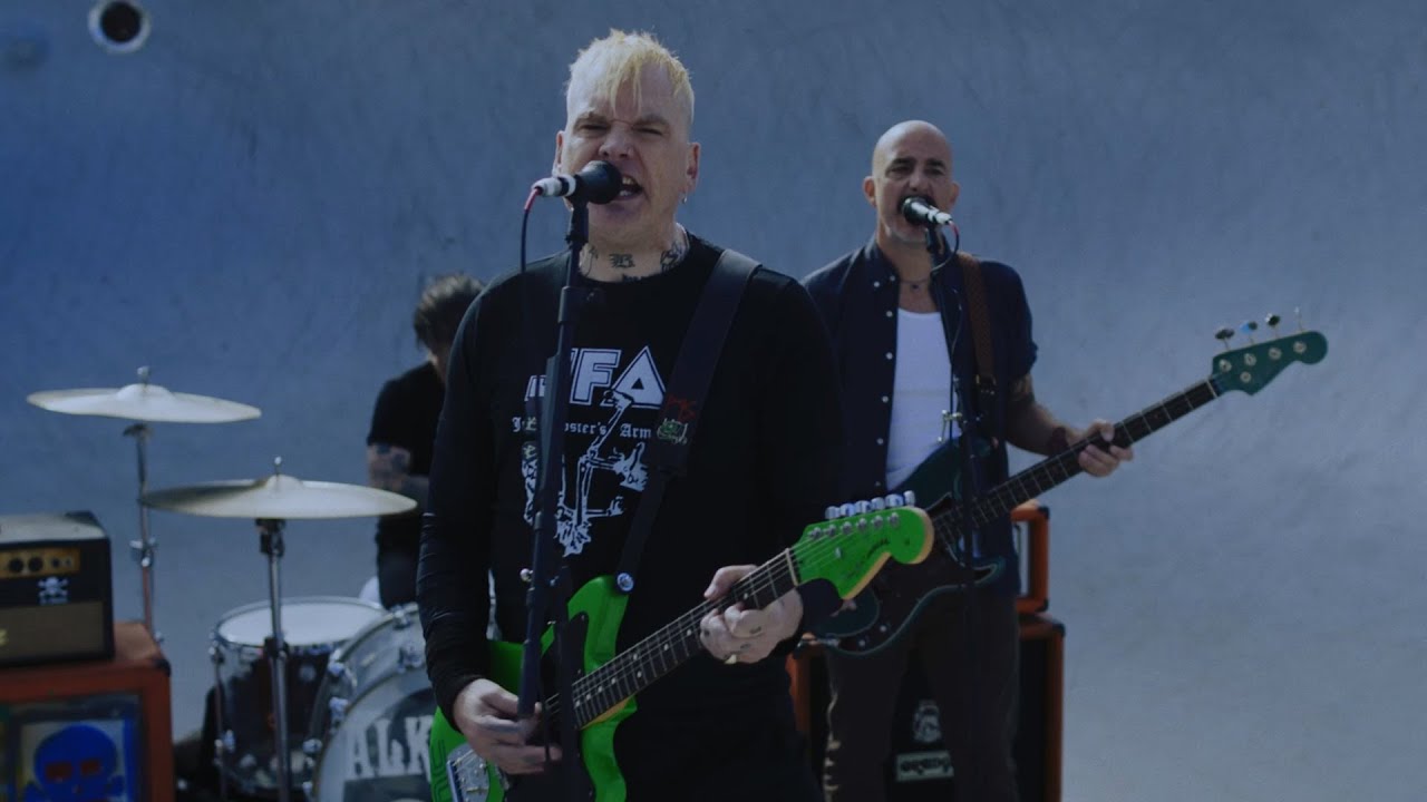 Alkaline Trio — Blood, Hair, And Eyeballs