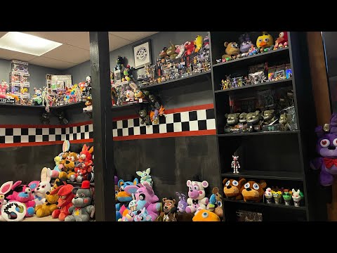 MY HUGE FNAF COLLECTION ROOM - FULL TOUR | Five Nights at Freddy's Merch ALL COMPANIES Figures Plush