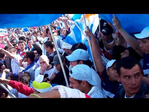 "entrada de la banda del parque en el clasico" Barra: La Banda del Parque &bull; Club: Nacional