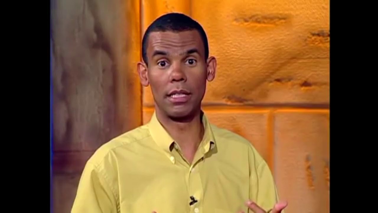 Por que o pastor machuca a ovelha