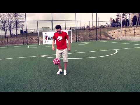 Żonglerka - Freestyle Football  nauka trików odc. 1 [ FutbolTriks ]