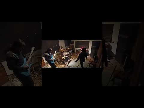 Gladiador - Un Día Entre Los Días (Live Session Industria Records)