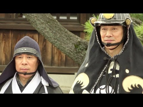 堤真一と岡村隆史『決算！忠臣蔵』W主演の2人が聖地・泉岳寺でヒット祈願