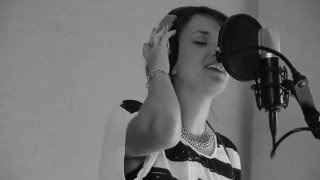 About &quot;Heart Beats Praise&quot;