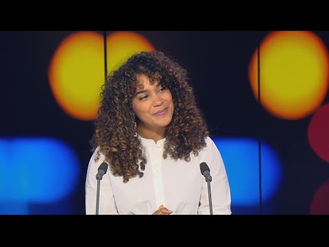 Elizabeth Acevedo: Changing the literary landscape for writers of colour