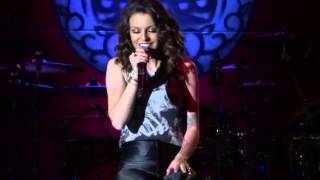 Cher Lloyd- Human (acoustic) [Live]