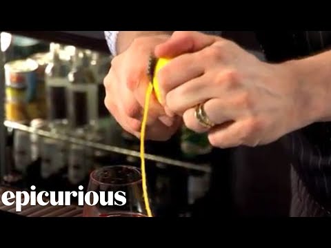 How to Make a Sazerac Cocktail