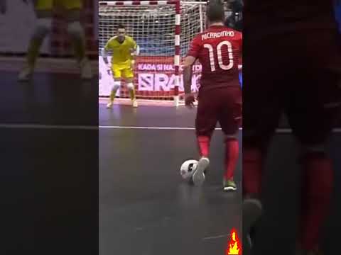 Ricardinho vs. Falcao: Futsal Kings 👑 | COMMENT YOUR PICK