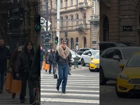 Nekem olyan ismerős, ti tudjátok ki ez?