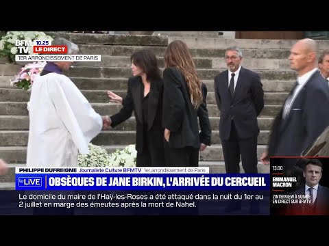 Obsèques de Jane Birkin: Charlotte Gainsbourg et Lou Doillon sont arrivées à l'église Saint Roch