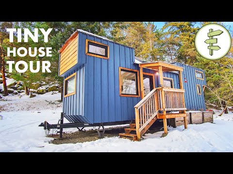 Impressive Modern Tiny House Build with FANTASTIC Interior Design!