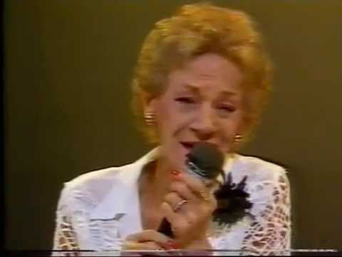 Linda Rodrigues canta seus grandes sucessos (anos 1980)