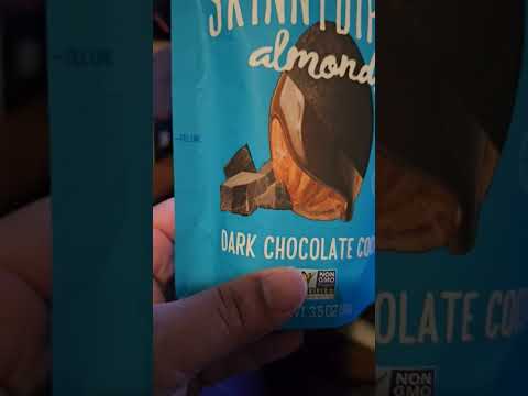Skinnydipped Almonds  ( dark chocolate cocoa ) Review
