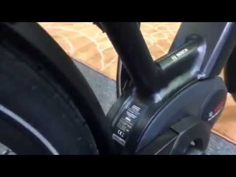 Moustache Lundi 26 Walk Around