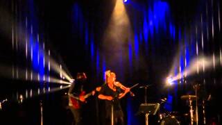 Julie B. Bonnie - Live @ 3 baudets (May 2013)