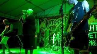 Ratos de Porão ao vivo - Igreja Universal @ Brom's Beach Club - Fortaleza