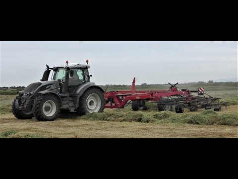 Valtra T174 and Vicon Andex 1505 rotory Rake