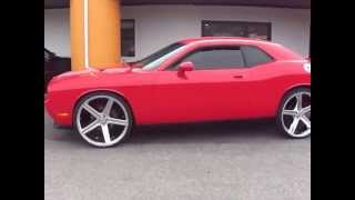 preview picture of video 'RIMTYME HAMPTON 2011 Challenger on 26 SIK 051 wheels in Lexani tires'