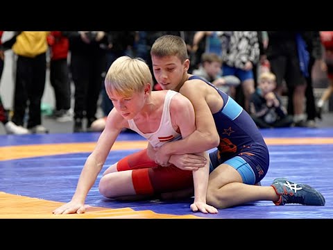 U15 N. Papusa (LAT) vs M. Spachynskyi (UKR) 41kg. Youth boys greco-roman wrestling.