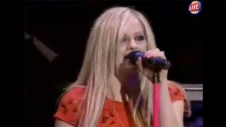 Avril Lavigne - Girlfriend live yahoo Japan June 2007
