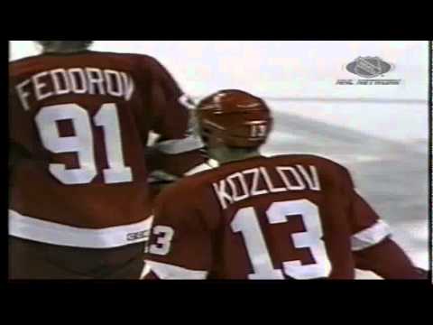 Sergei Fedorov between the legs pass to Slava Kozlov 5/25/95