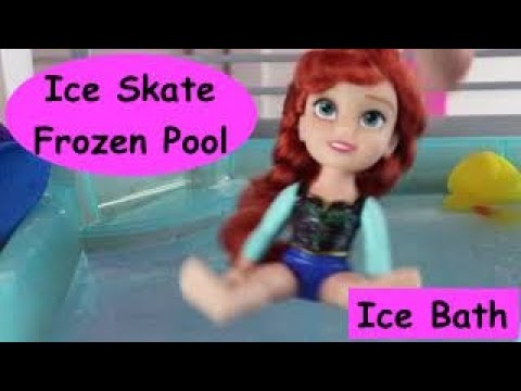 ICE BATH! ICE POOL ! ELSA AND ANNA TODDLERS MAKE ICE SKATING RINK IN FROZEN POOL