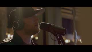 Cole Swindell - "Beer in the Headlights" (Down Home Acoustic Series)