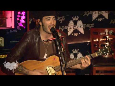 Chris Unck performs My Bonnie Young Lass at Angels & Kings, NYC