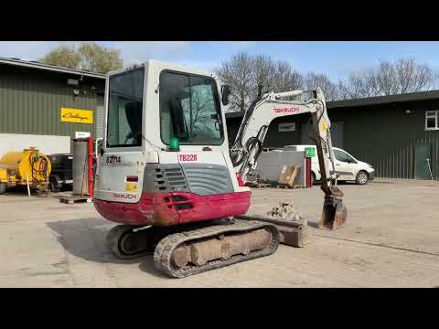 TAKEUCHI TB228