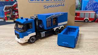 Er hat einen Haken... und der fällt ab: Bluebrixx® THW WLF mit zwei Containern (102991)