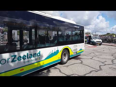 Connexxion 2970 vertrekt van Middelburg als lijn 56 naar Vlissingen