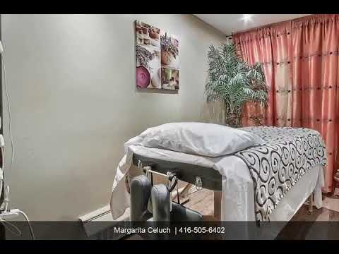 302 Lakeshore Road East, Oakville | Margarita Celuch