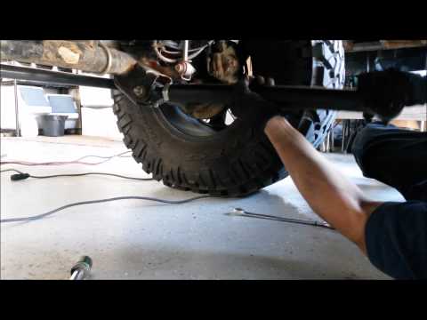 Inspecting control arm bushing / flex joints