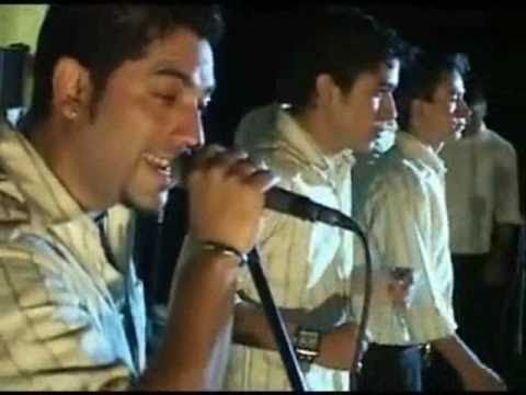 PAPILLON SILBIDO DE AMOR (EN VIVO)