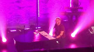 Lucky As Me - Phil Vassar