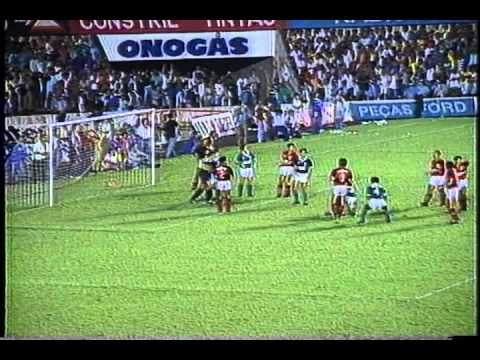Vejam a final da Copa do Brasil de 90 entre Goiás e Flamengo no quadro Do Fundo do Baú