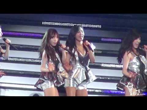 131214 Yuri - Love&Girls @ "Love&Peace" Free Live Yokohama