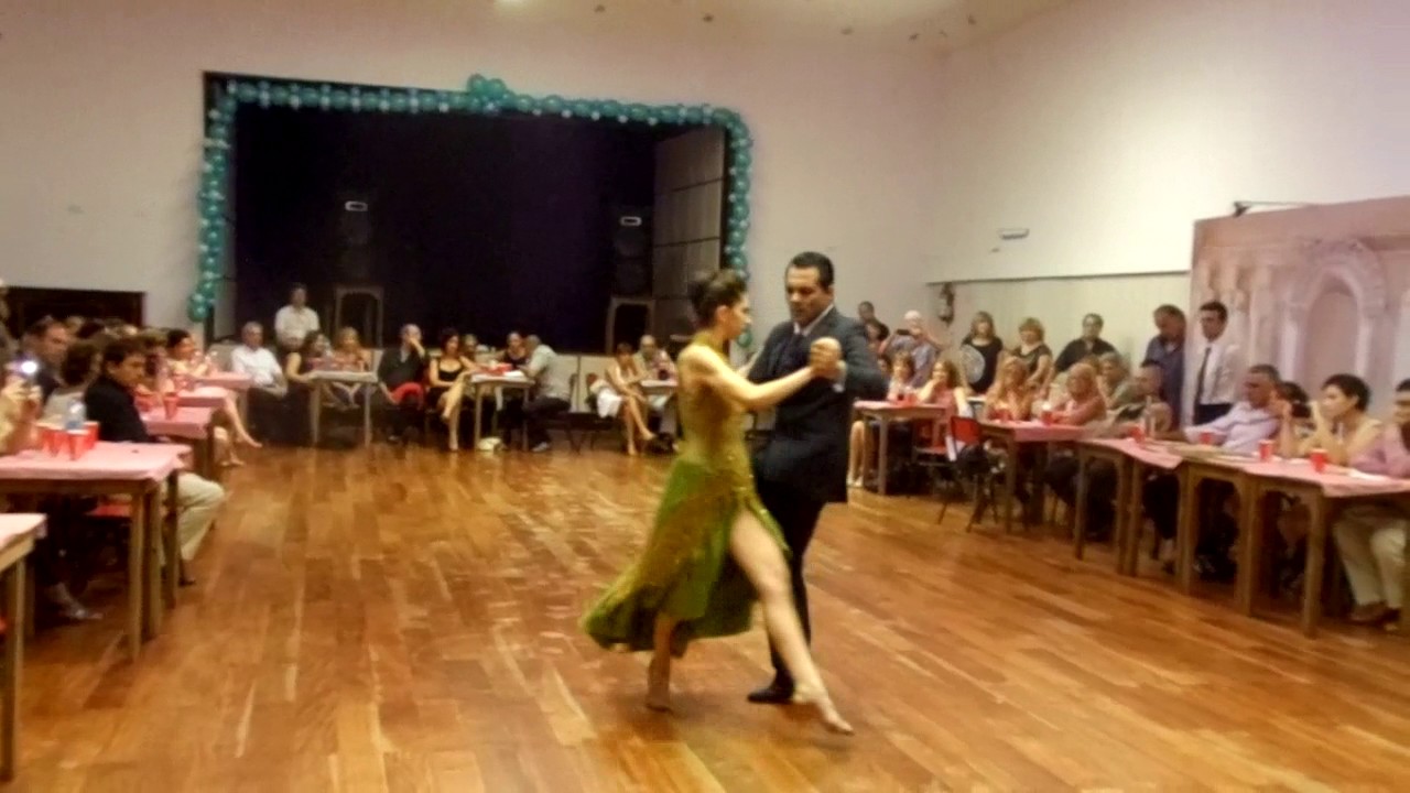Francisco Forquera y Daiana Pujol Bailan Malajunta en La Friulana Tango!!!! 4 Diciembre 2016