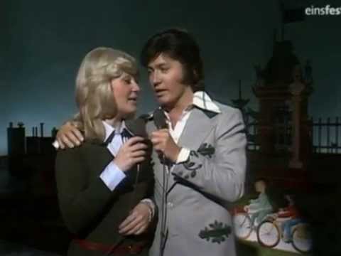 Gitte Haenning & Rex Gildo - Vom Stadtpark die Laternen 1974