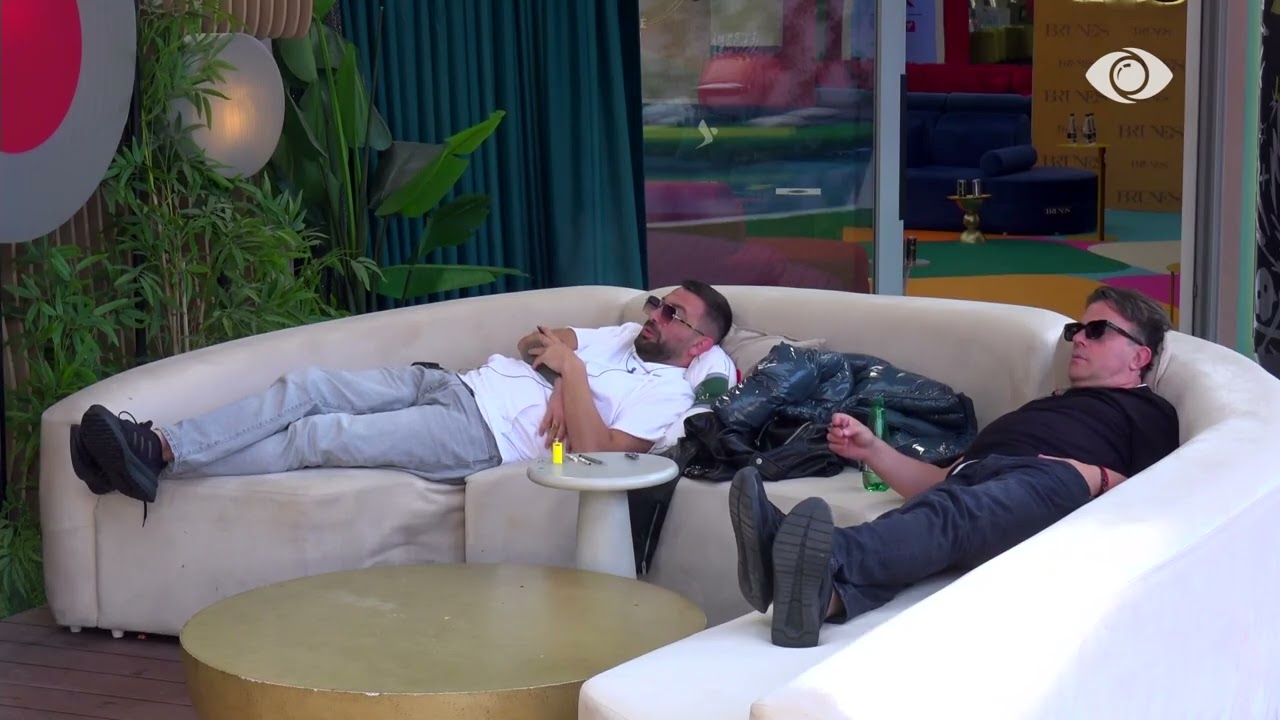 Loredana ngacmon Jozin, banori nuk reagon pas ‘aleancës’ së djemve