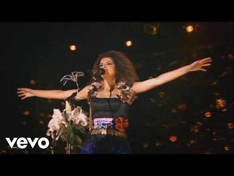 Vanessa Da Mata - Nao me deixe só (Video Ao Vivo)